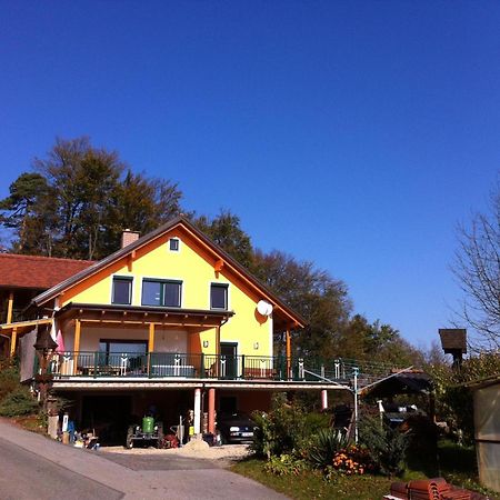 Gaestehaus Schmid Sankt Johann im Saggautal Exteriör bild