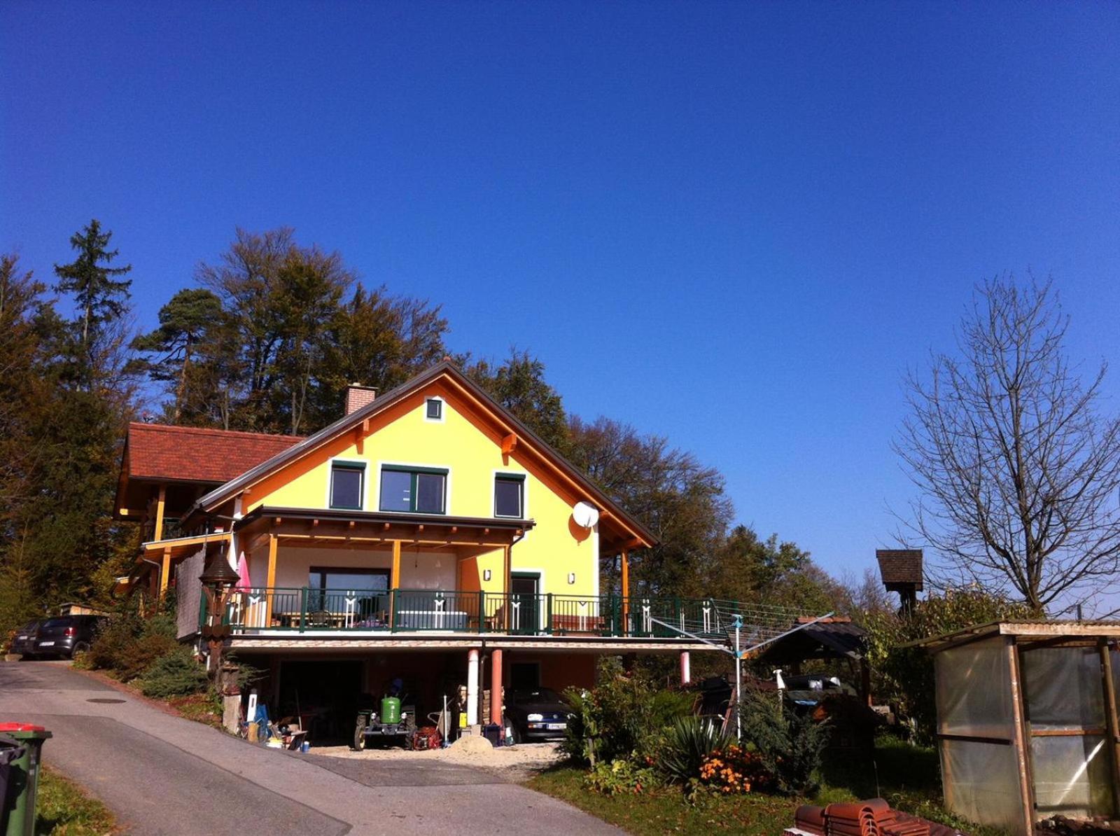 Gaestehaus Schmid Sankt Johann im Saggautal Exteriör bild